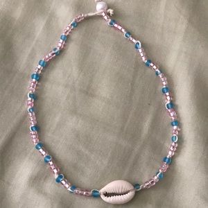 Cowrie choker